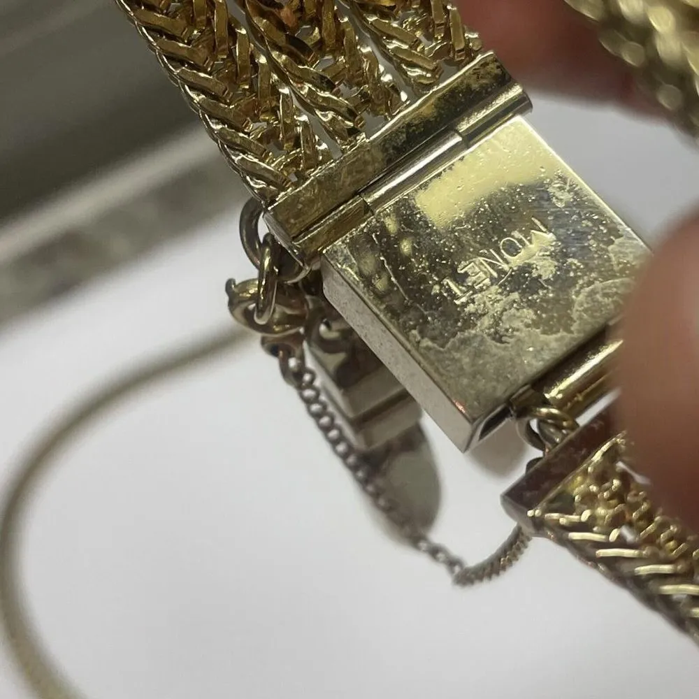 Women’s Gibson Series Signed Monet Necklace Chain / Bracelet Gold Tone Set - Image 9