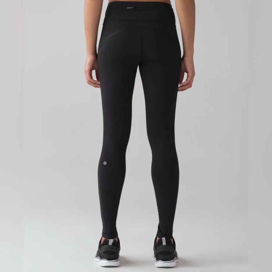 Lululemon Smooth Stride Tight Size 4 - Image 5