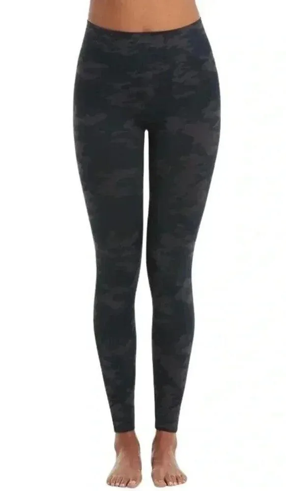 Spanx Womens Camo Leggings Look At Me Now Seamless Size XL NWOT - Image 3