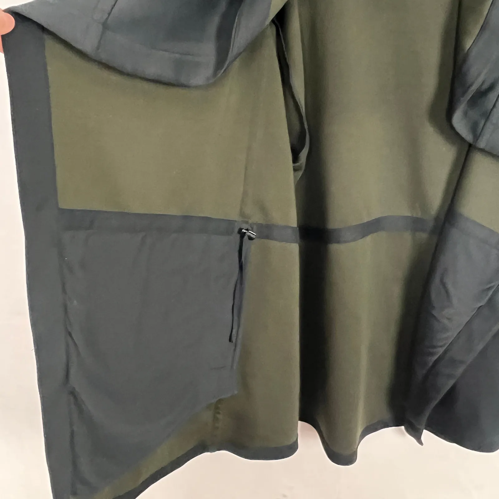 New Balance Women's Open Front Jacket Size Large - Image 7