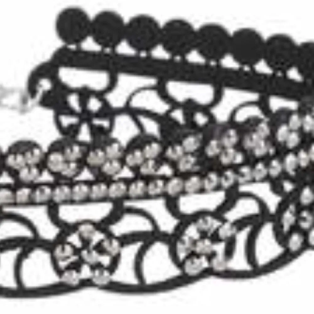 Laser Cut Rhinestones Choker - Image 3