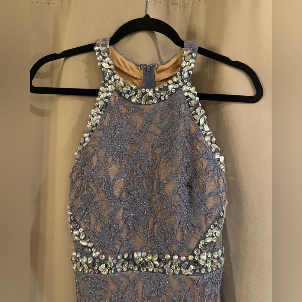 Juniors Elegant City Studio Halter Lace Gown Gray Size undefined - Image 2