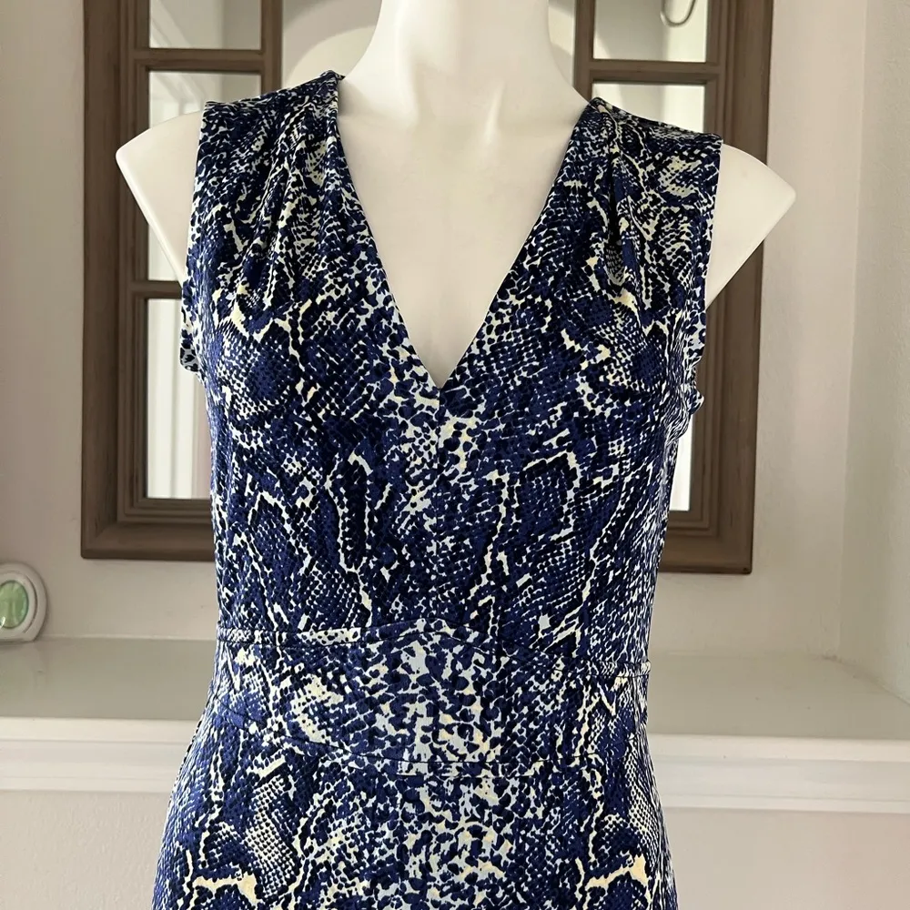 Tory Burch Carly Silk Dress in Blue Snake Print, Size S Retail $350 - Image 3