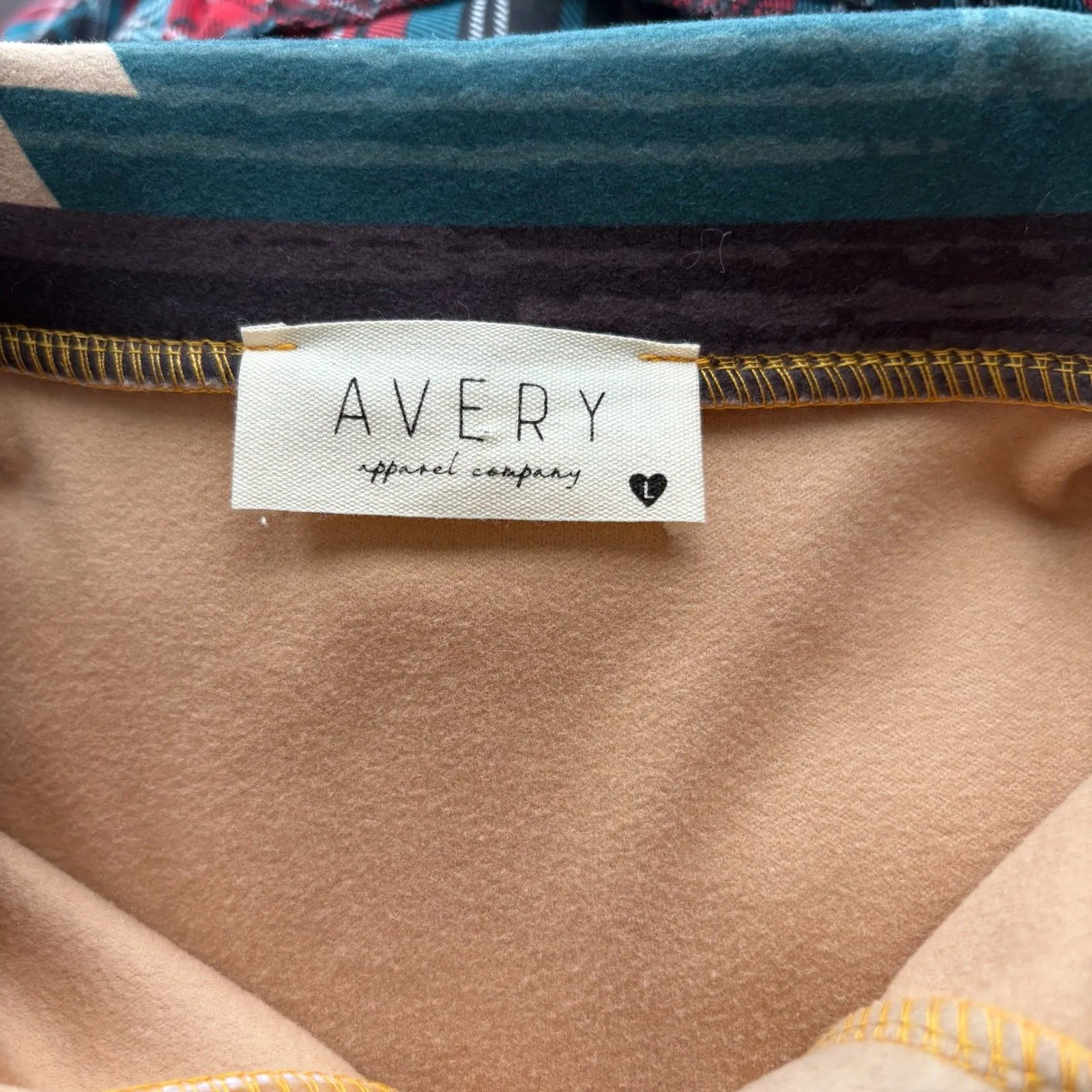 Avery Apparel Southwestern Print Button Up Multicolor‎ Buttery Soft Size Large Orange - Image 3