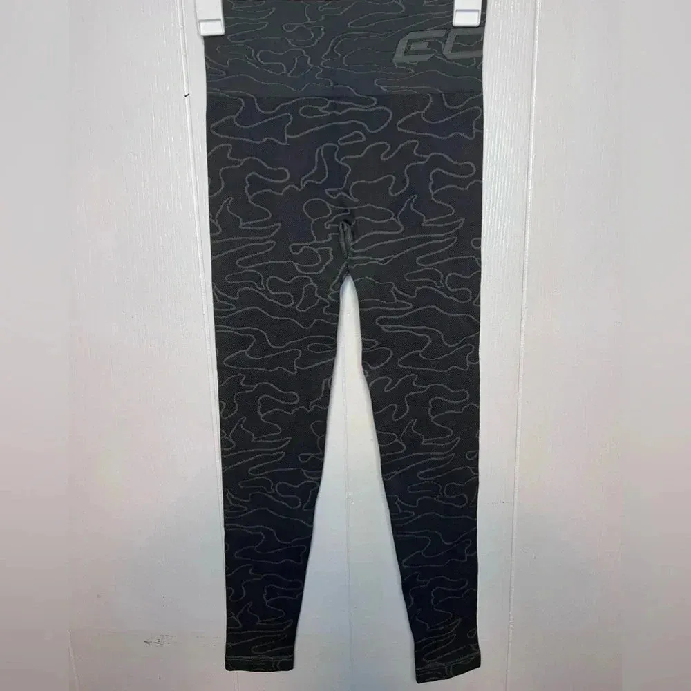 Echt Arise Camo Leggings Size XS - Image 3