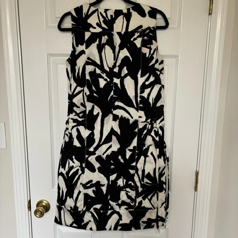 SoCa St. John Black White Patterned Dress Size Small FLAW - Image 11