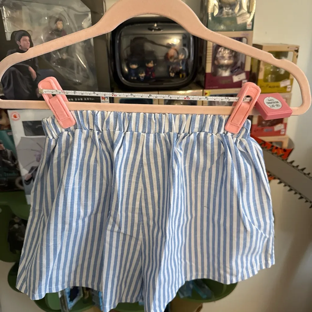 Blue and White Striped Shorts Size M - Image 2