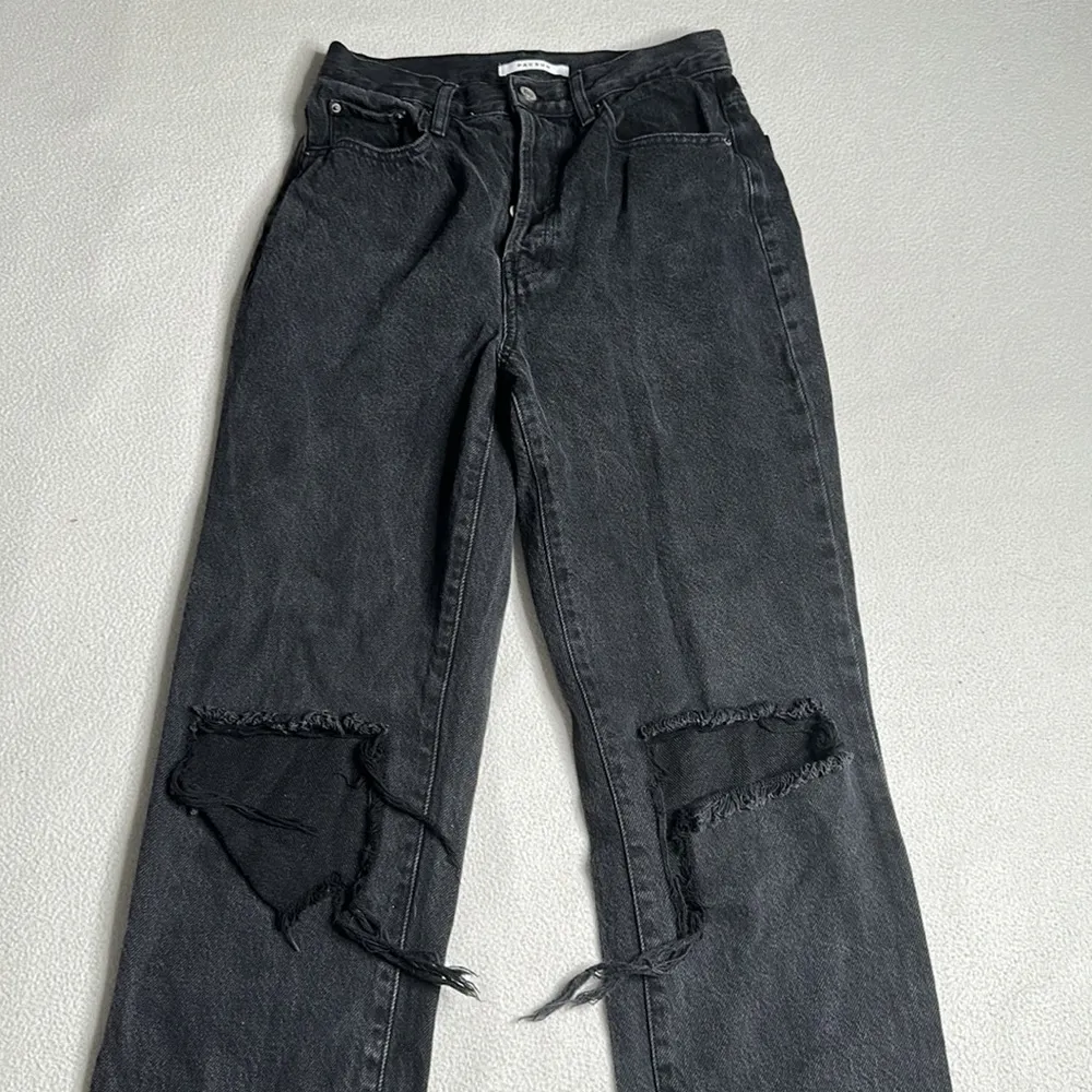 Pacsun Distressed Dad Jean in Black - Image 4