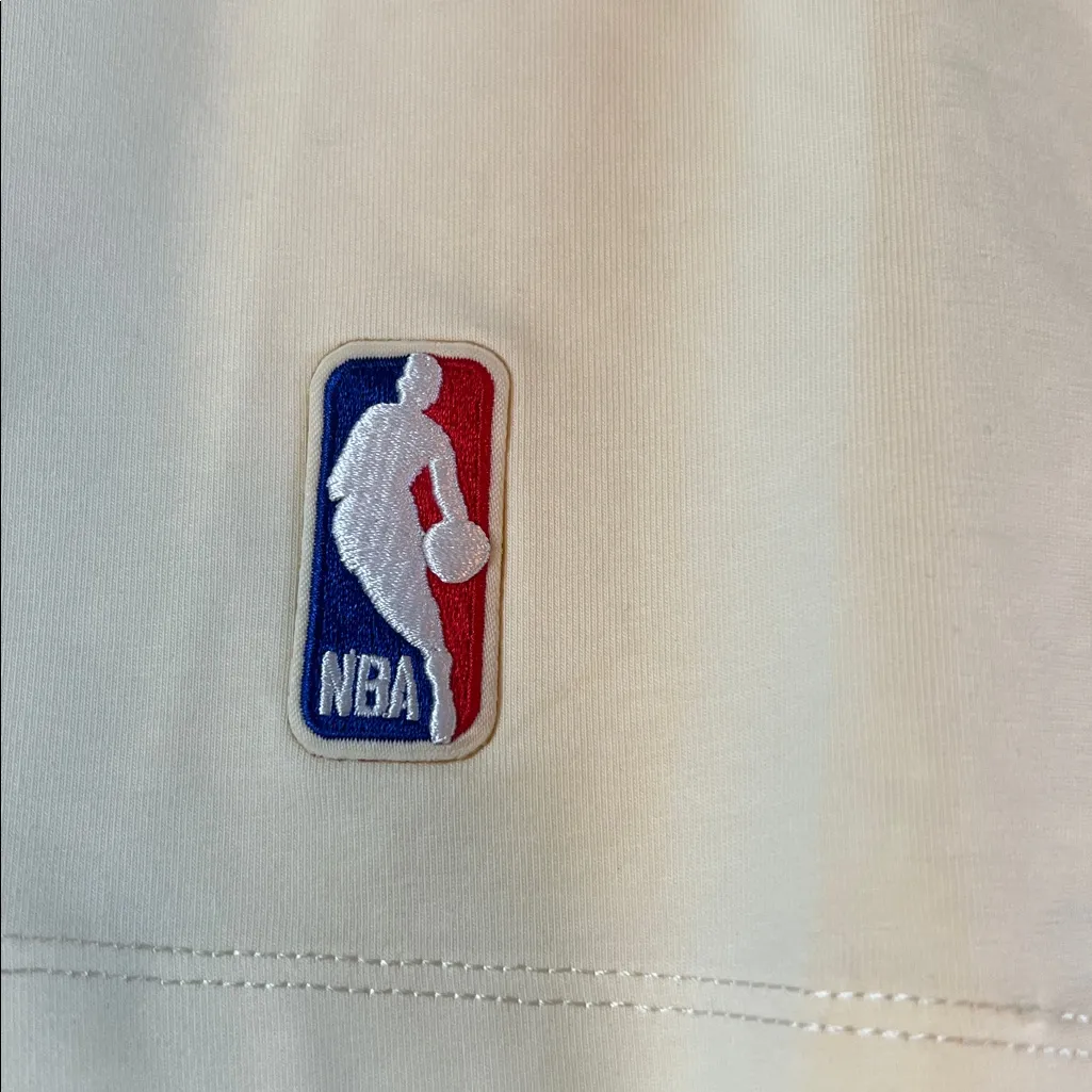 Pro Standard LA Clippers Cropped TShirt Size Medium - Image 6