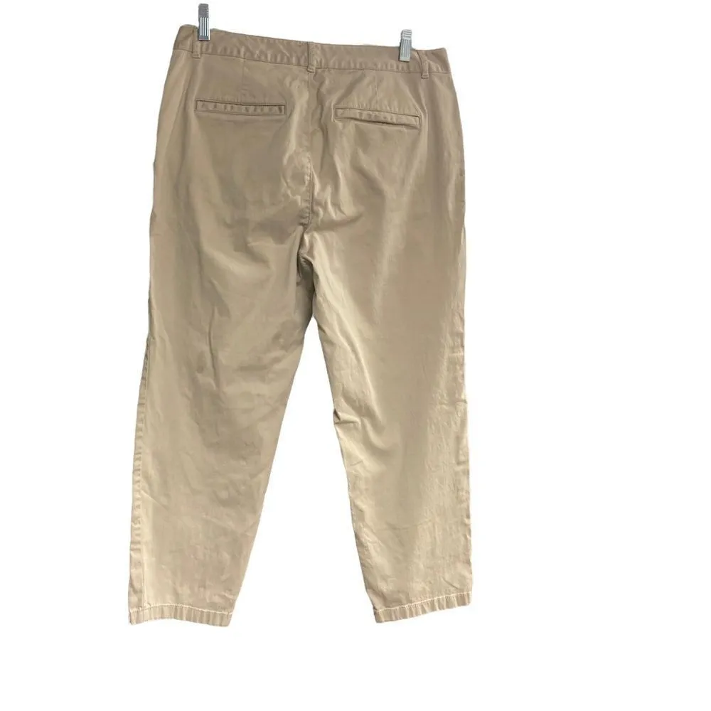 L.L. BEAN Favorite Fit Women’s‎ Khaki pants Tan Size 10 Cropped Inseam:24 Tan - Image 2
