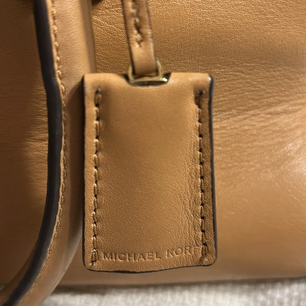Michael Kors Hamilton Traveler Leather Satchel - Image 12