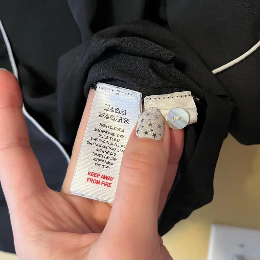 Jason Wu Black Pajama Set with White Trim - Image 6