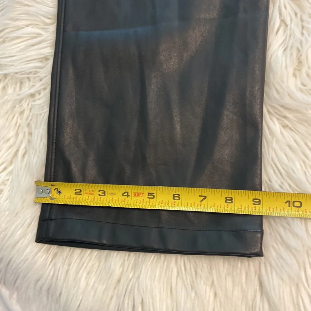 HOLLISTER HIG RISE LEATHER LOOK LIKE PANTS SIZE W29 inseam 30” two front pockets - Image 7