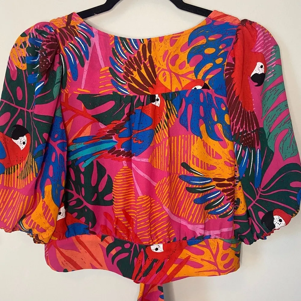 Joie Magenta Red Parrot Tropical Print Crop Top Size Small Beach Resort Travel - Image 6