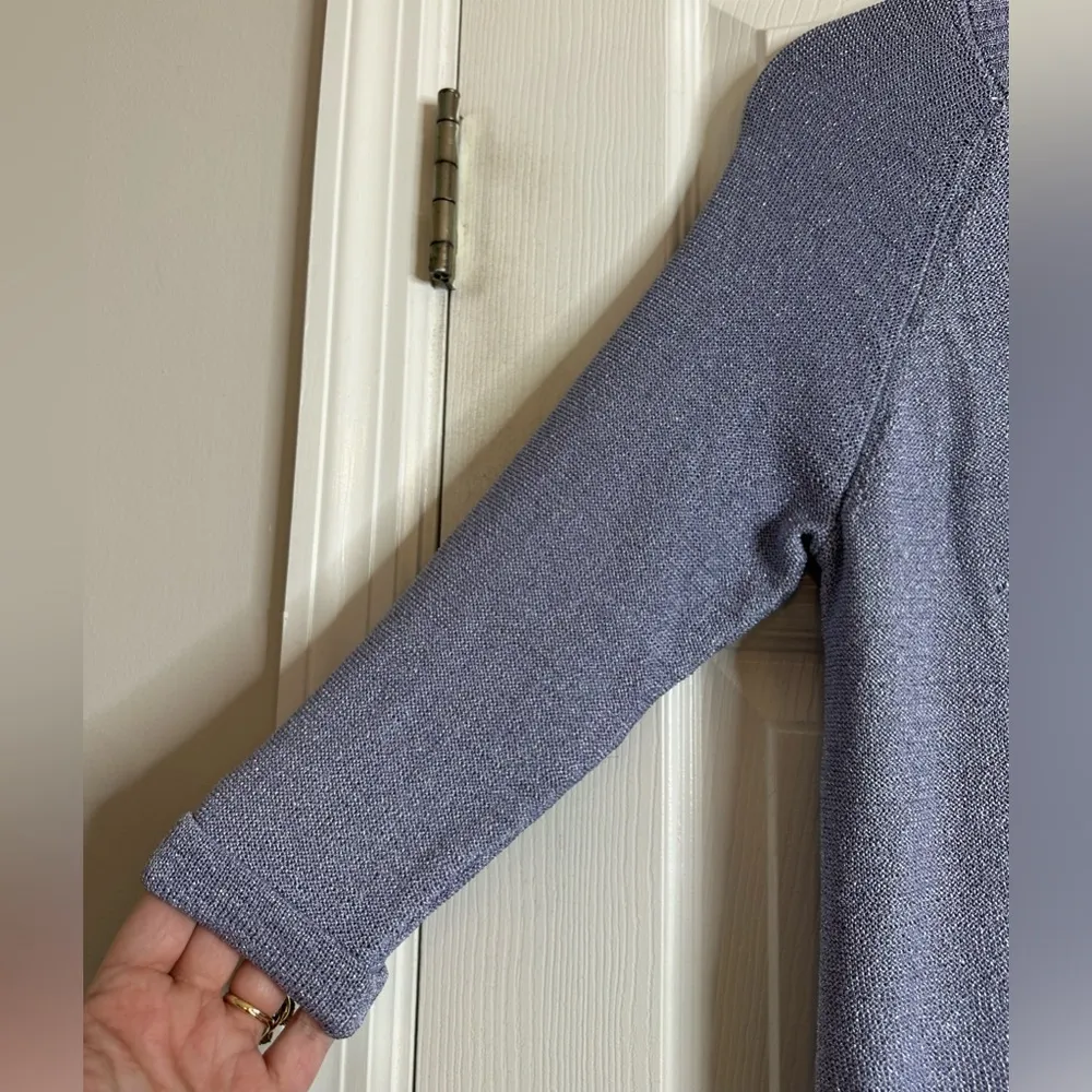 Lightweight Sweater with Sparkle!! Size Medium - Image 3