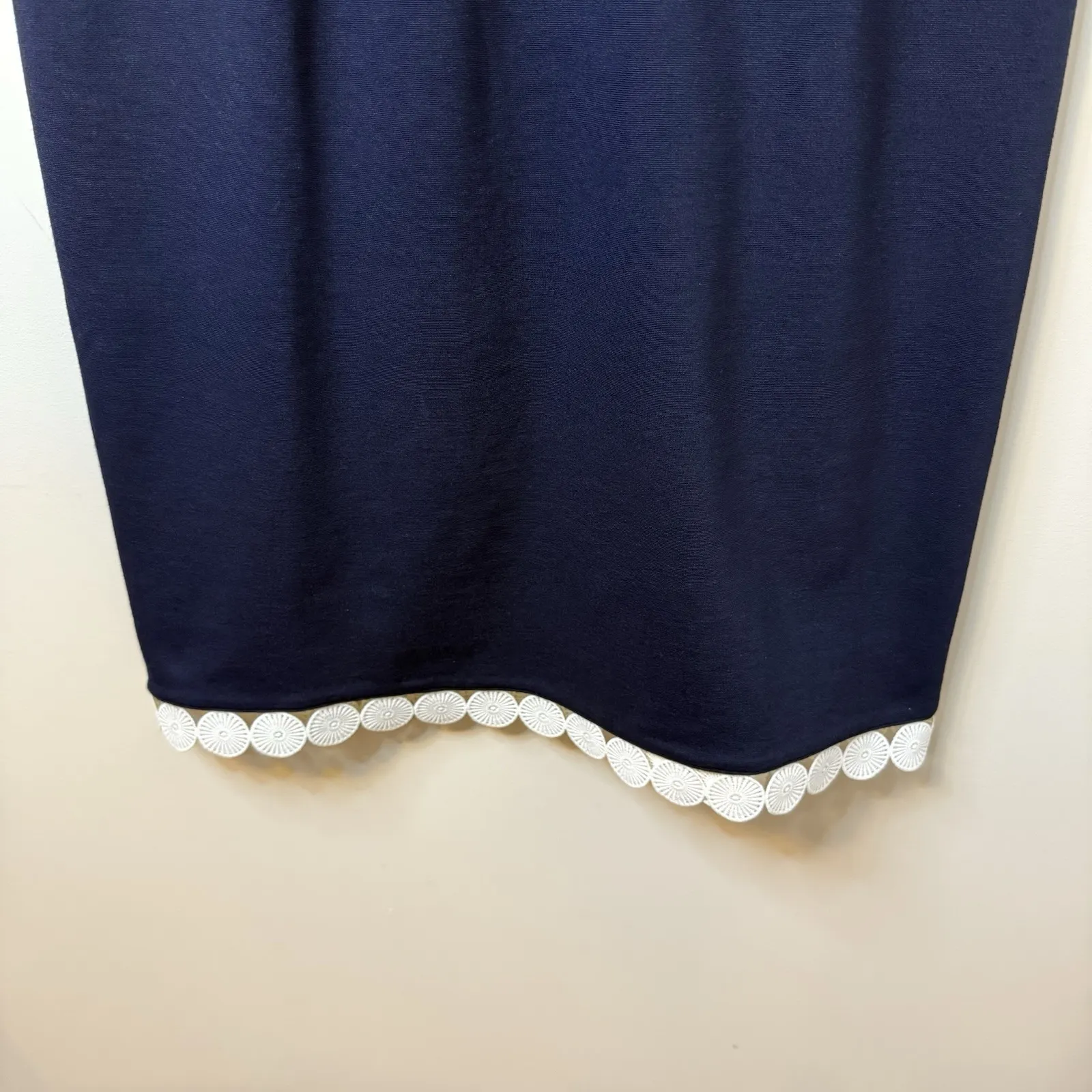 Talbots Navy Blue Scallop Eyelet Trim‎ Fitted Knee Length Short Sleeve Dress 6 # - Image 8