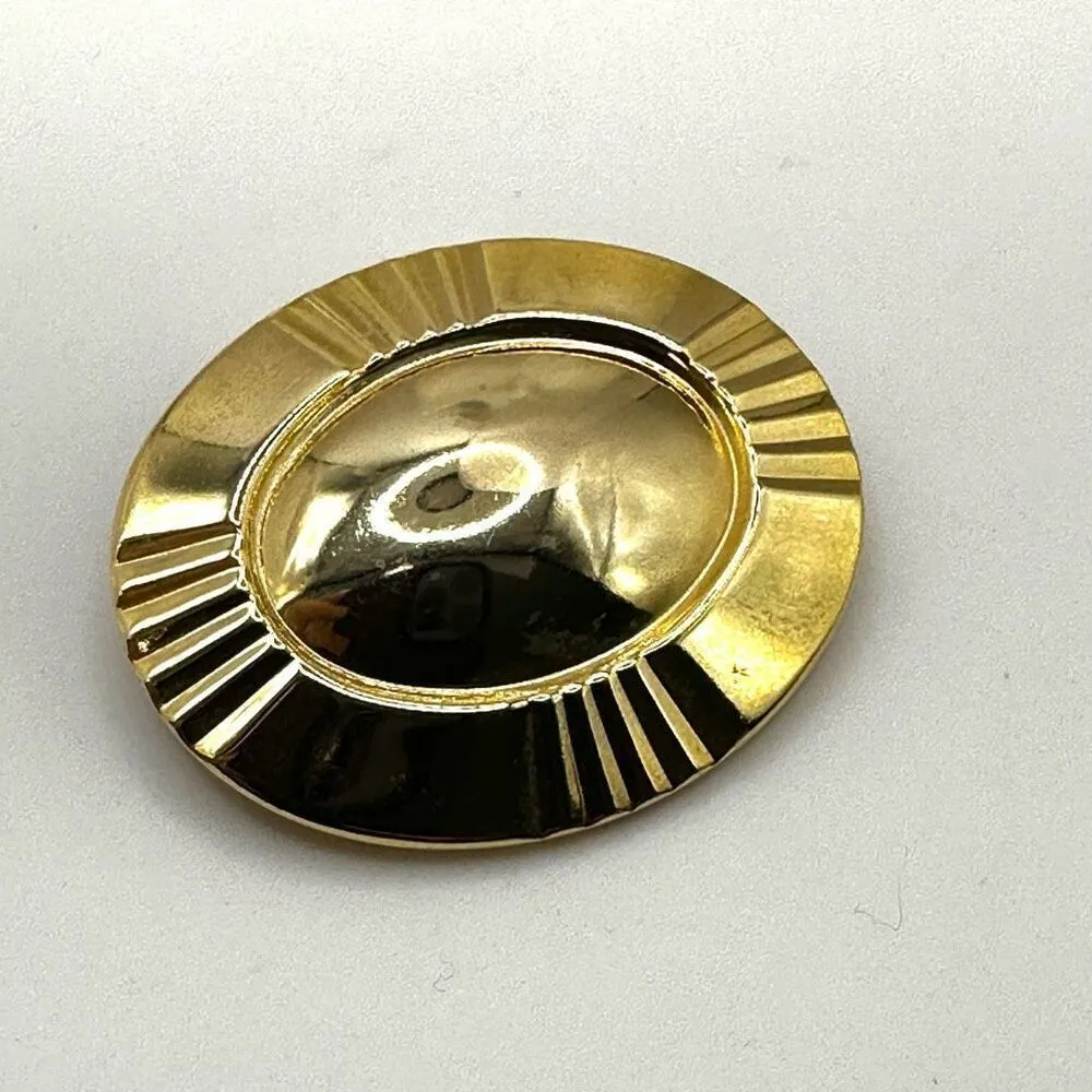 Gold tone scarf clip - Image 5