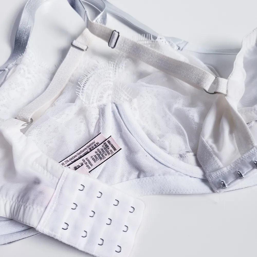 Victoria's Secret Dream Angels Pushup Without Padding Bra - Image 9