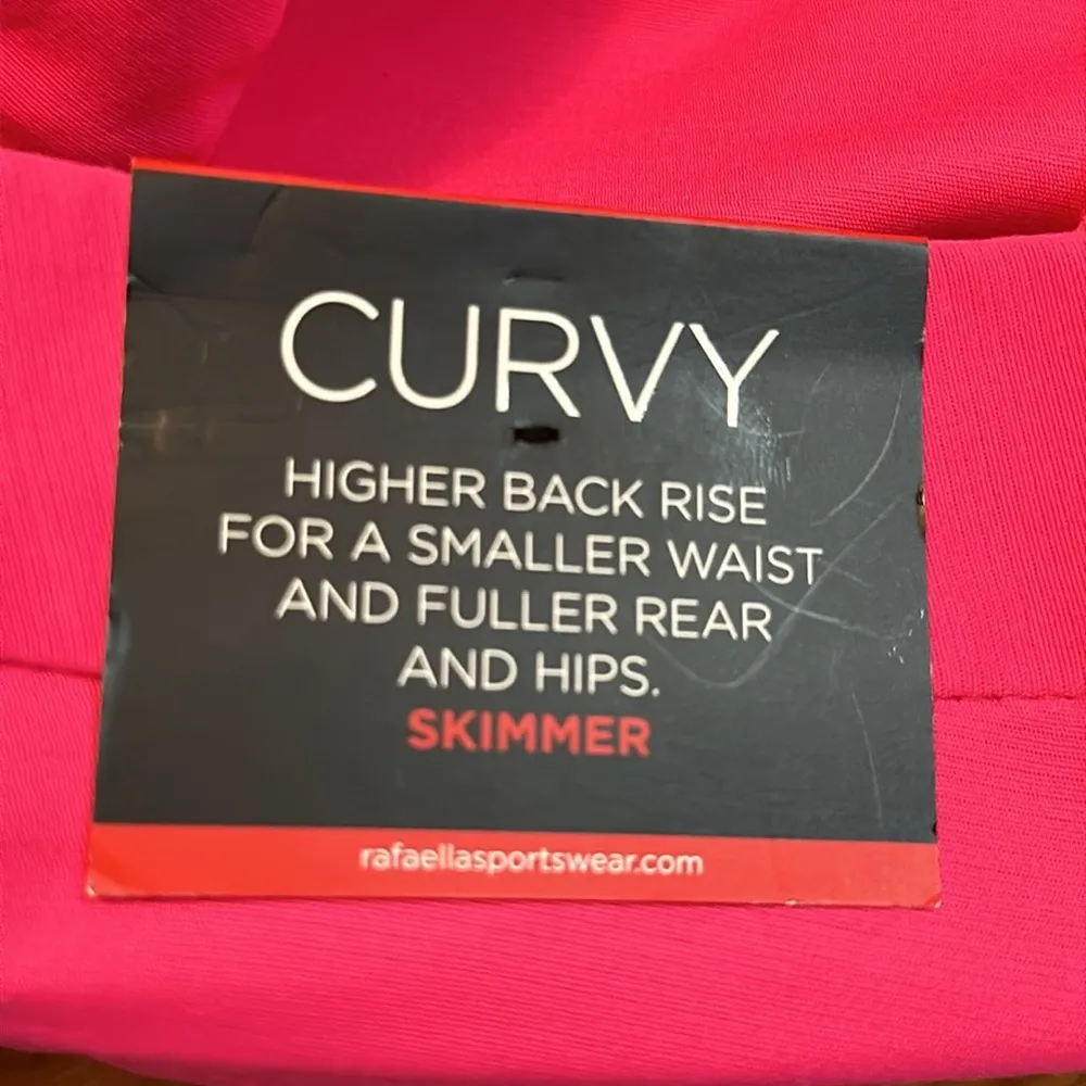 NWT  Curvy Walking Short Sz 12 - Image 7