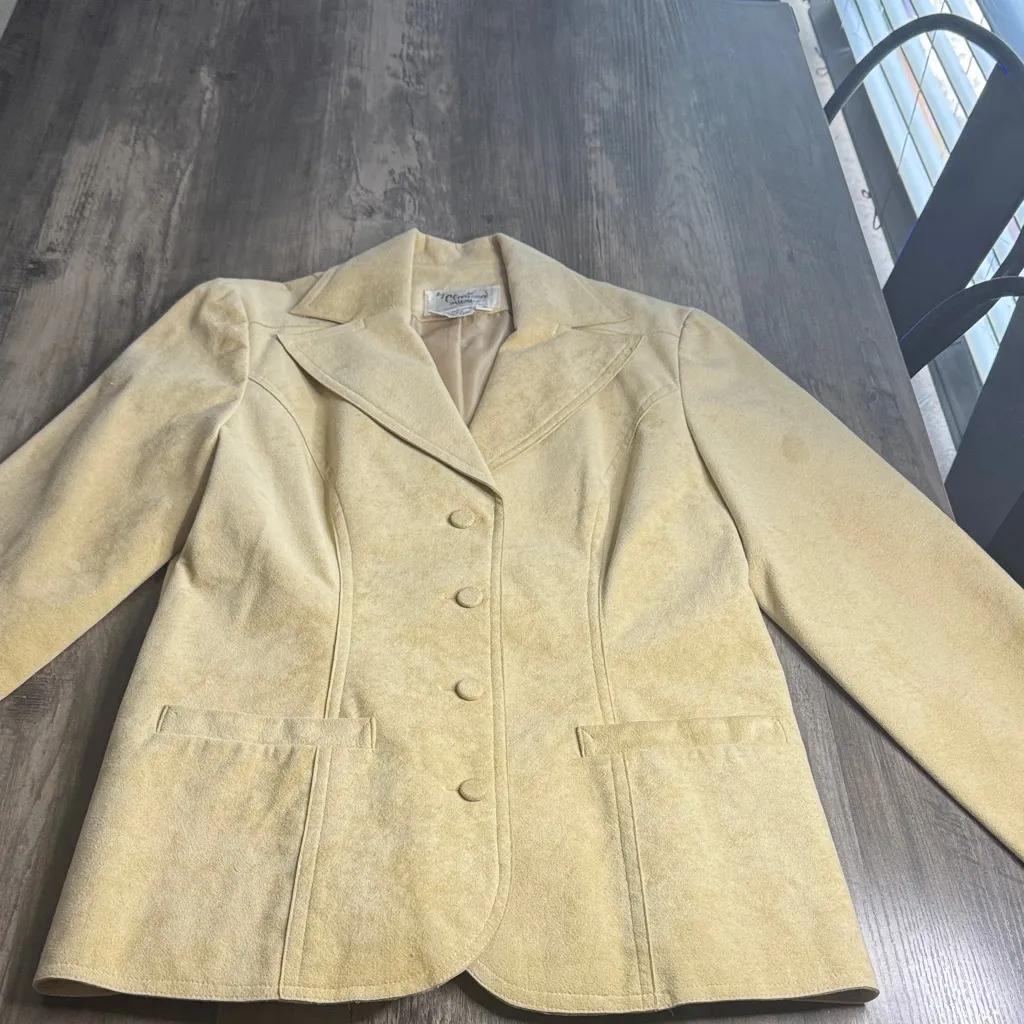 Vintage 80’s Cream Ultra Suede Skirt Suit Set Size undefined - Image 4