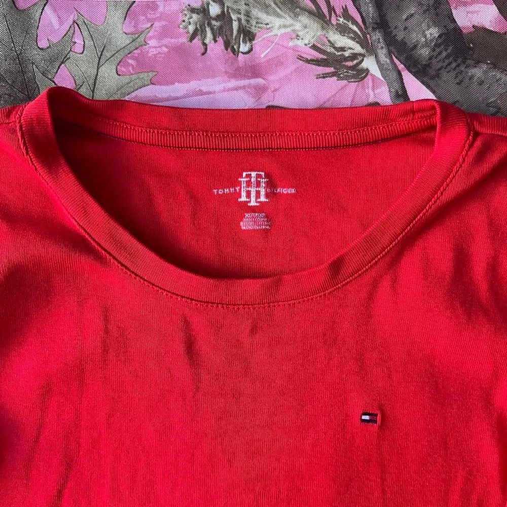 Tommy Hilfiger vintage  red long sleeve top - Image 4