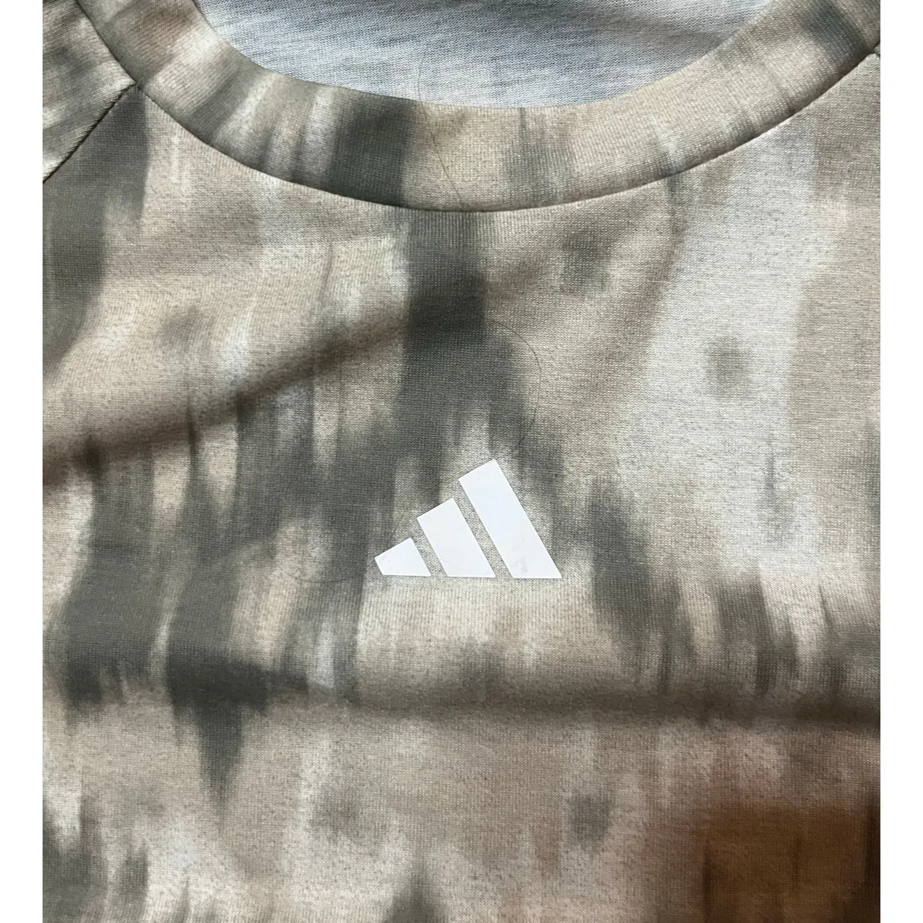 Adidas Women's Train Essentials Flower Tie-Dye T-Shirt Silver Pebble Size XS - Image 4