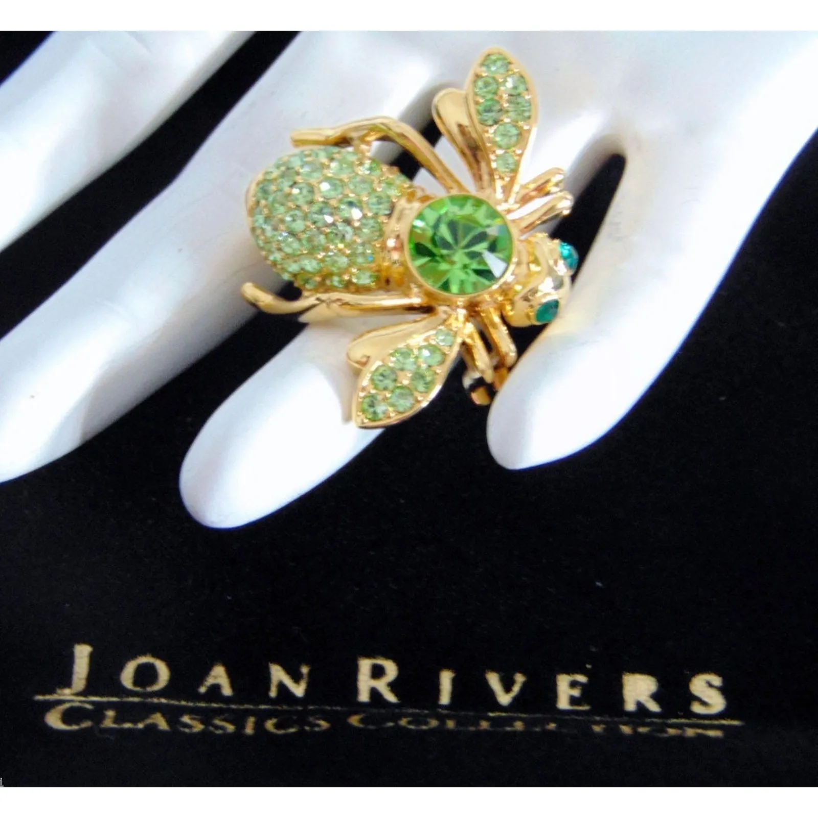 Joan Rivers Birthstone Bee Brooch Pin Crystal Green Peridot August Birthday Gold - Image 2