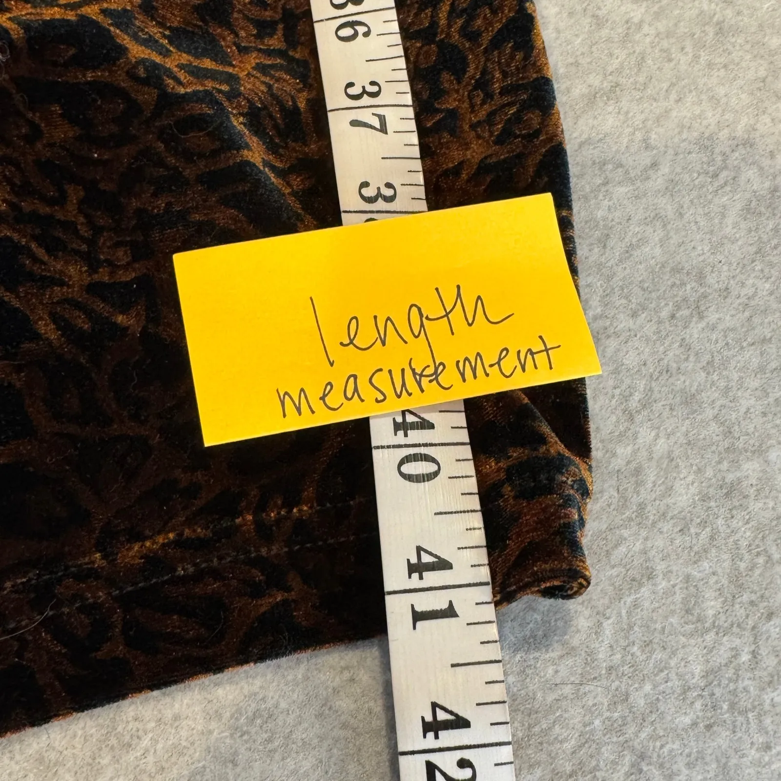 Vintage Coldwater Creek Midi Dress Womens 12 Brown Velvet Animal Print Leopard - Image 11