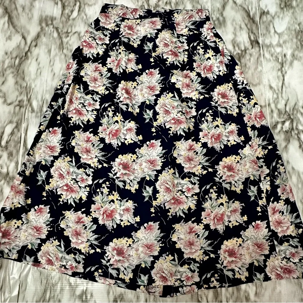 Marilyn Monroe Pink Black White Button Down Midi Skirt 80s 90s Rose Buttons Vtg - Image 5