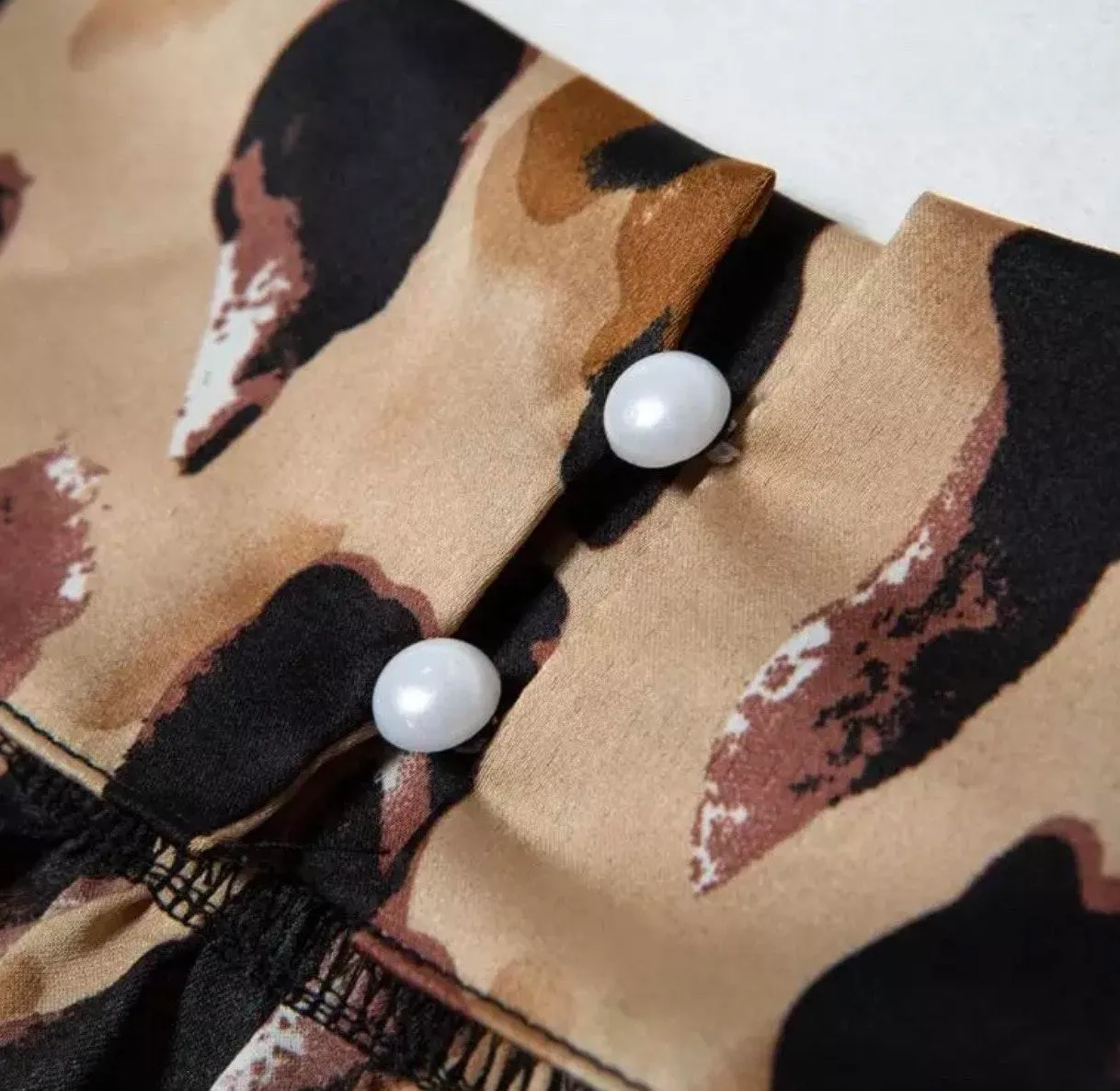 Women’s Sleeveless Open Back Blouse Size XL - Image 5