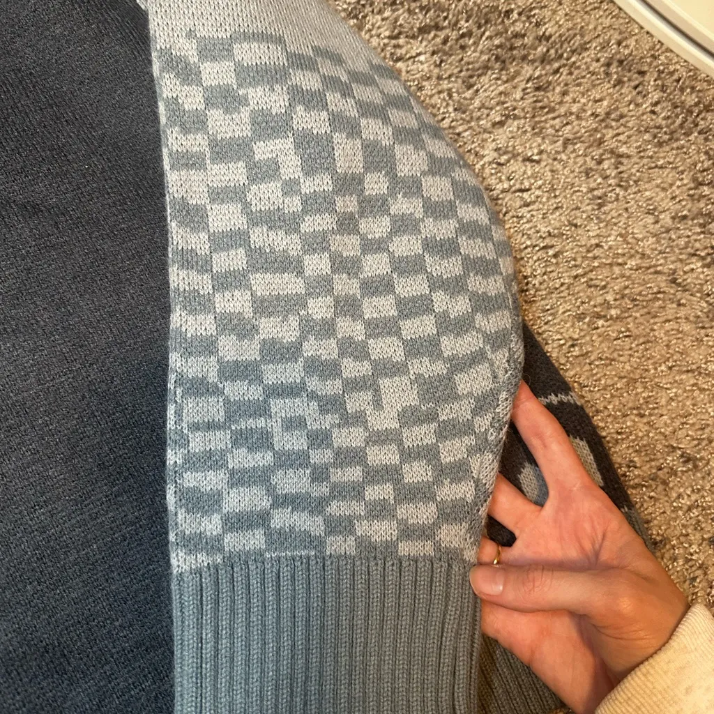 Gray Blue Checkered Smiley Pattern Sweater - Image 4