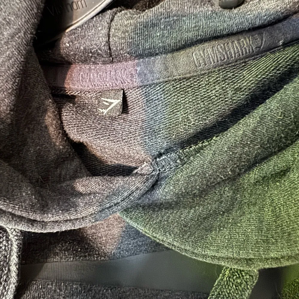 Sleeve Gymshark | Cross Back Cropped Hoodie
Size S - Image 5