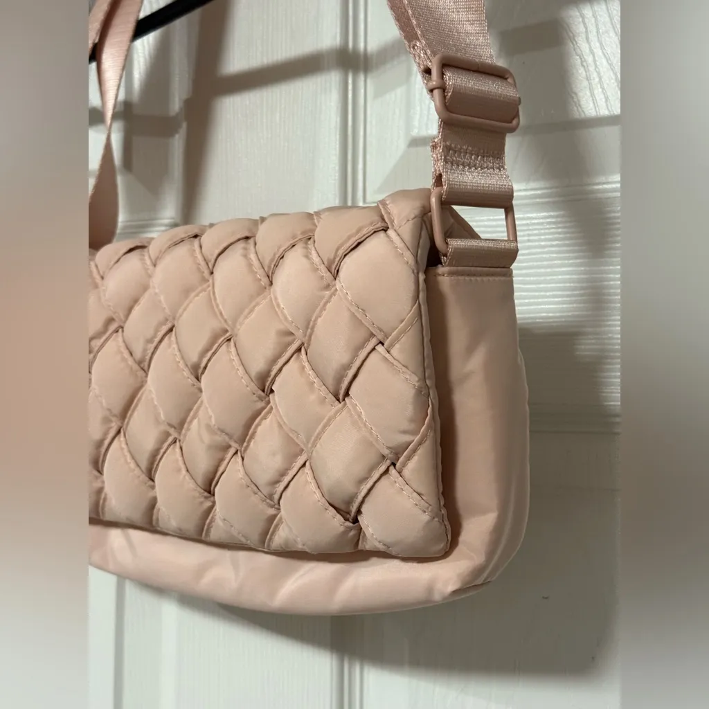 Live in Style Chic Quilted Crossbody Bag in Blush Aldi Pink - Image 9