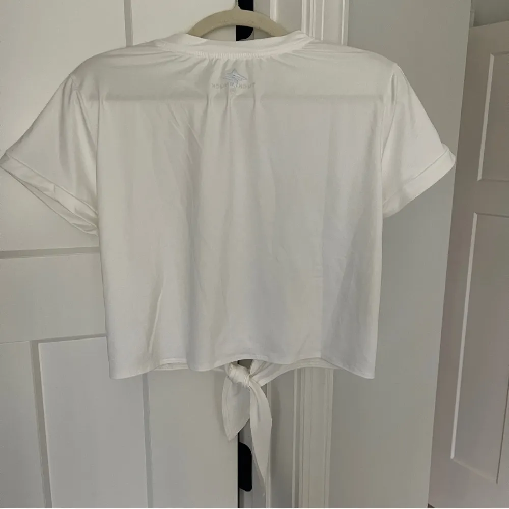 Tuckernuck Sport White Short Sleeve Tie Front Top - Image 4