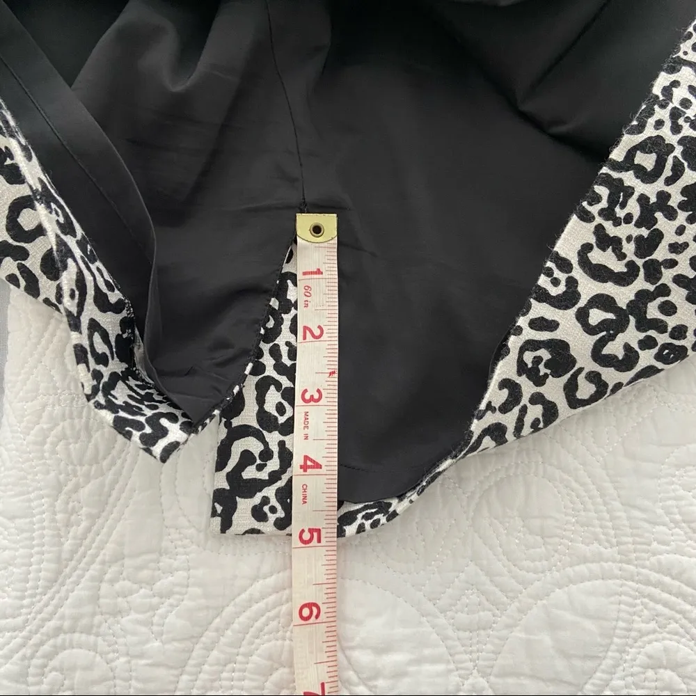 Ann Taylor leopard print pencil skirt‎ 8 P - Image 7