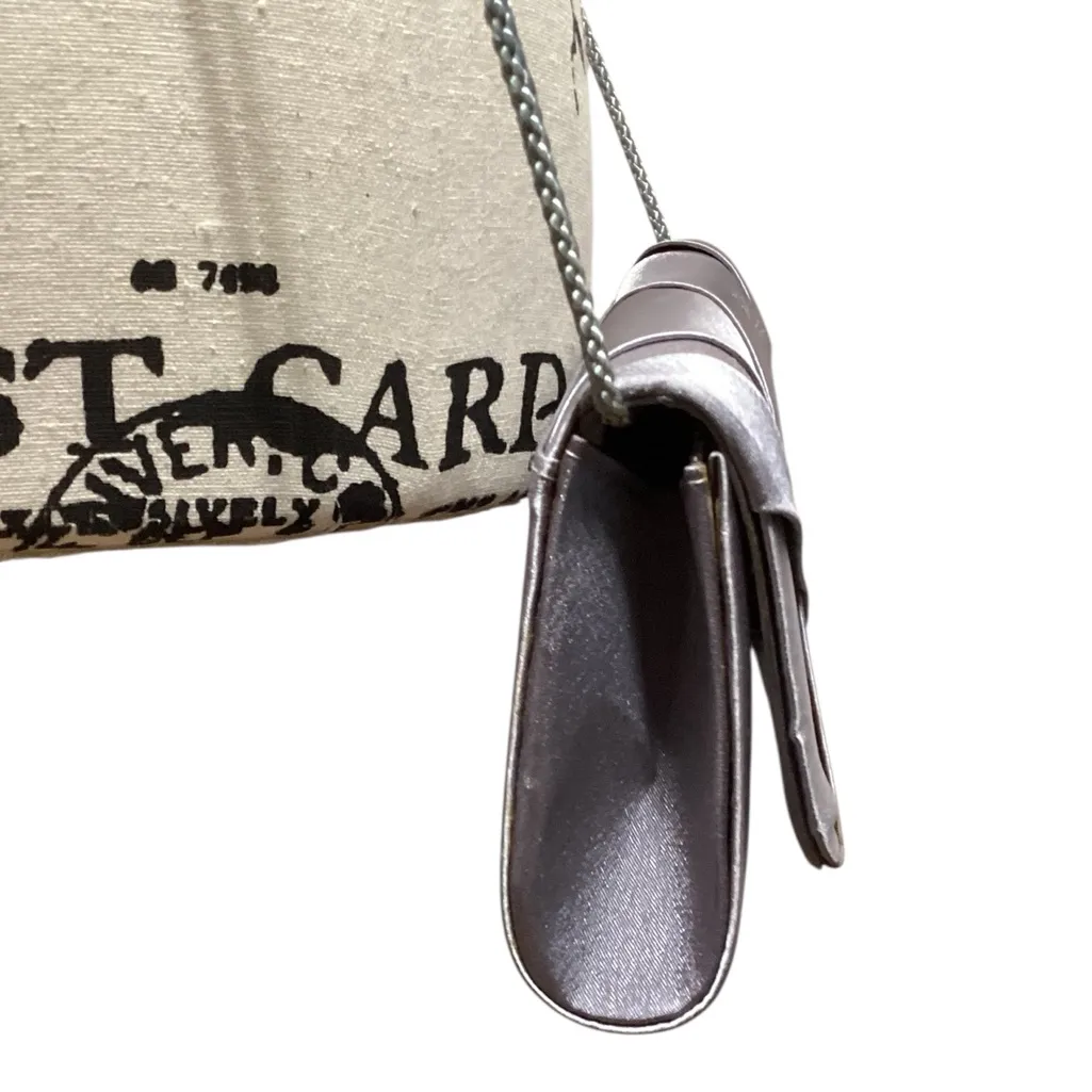 Jacqueline Ferrar Gray Satin handbag. - Image 6