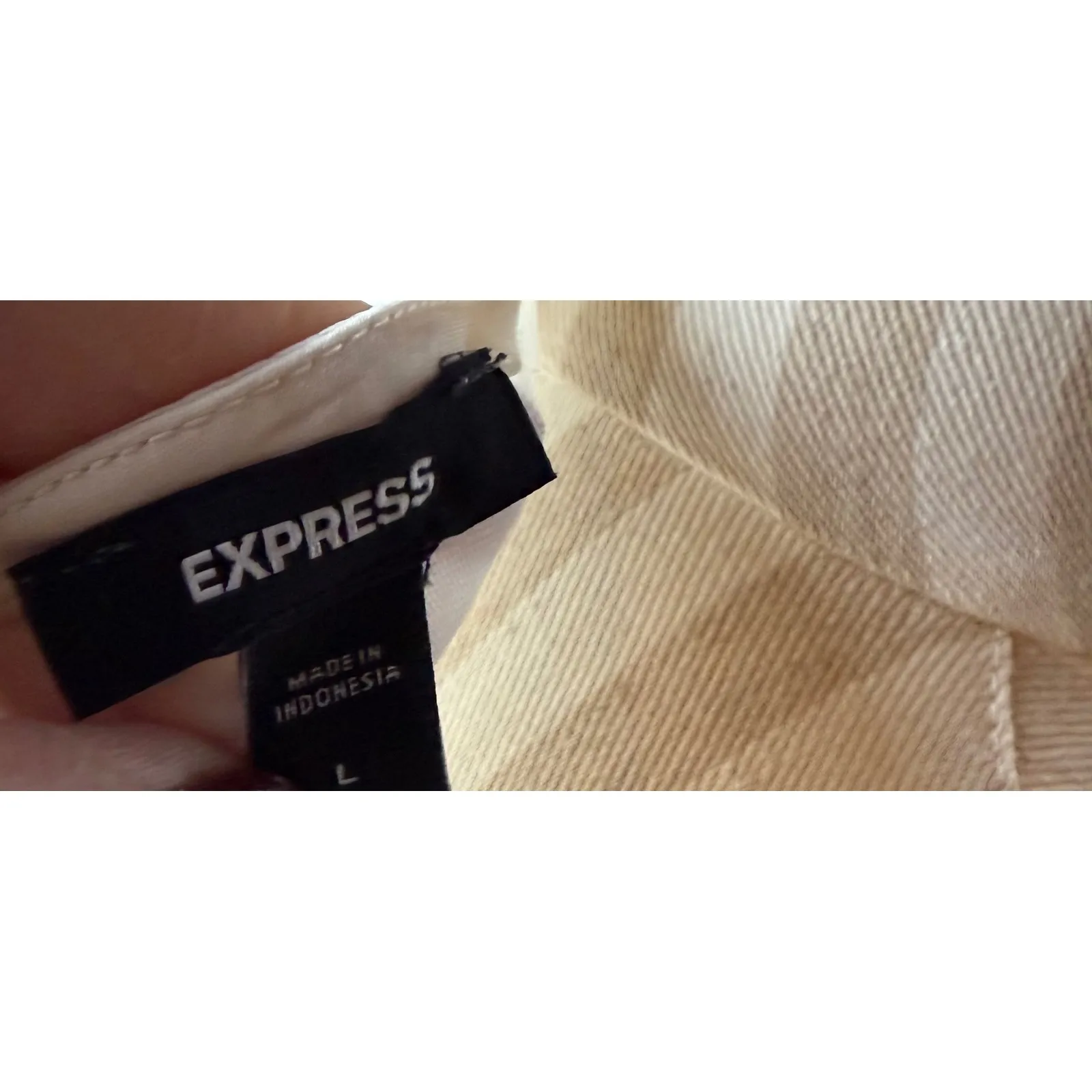 EXPRESS Cream V Neck Long Sleeve Blouse Puff Shoulder Smocked Cuff Shirt Top L - Image 4