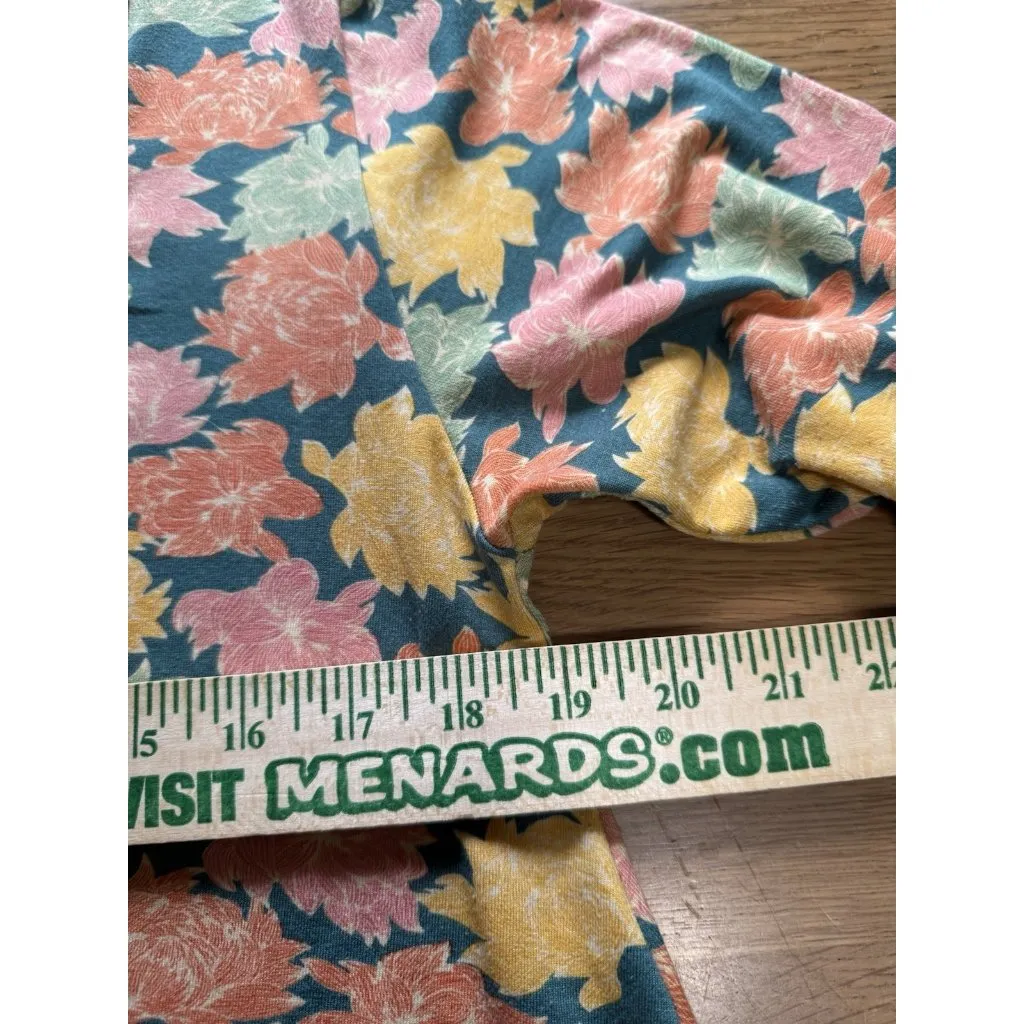 LuLaRoe WomenT Shirt Size Medium Floral‎ Short Sleeve Hi Low Stretch Fall Lounge - Image 5