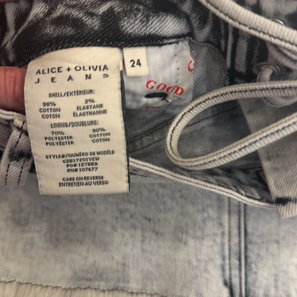 NWT HIGH RISE DENIM FRONT LACE UP SKIRT Verona White size 24 - Image 7