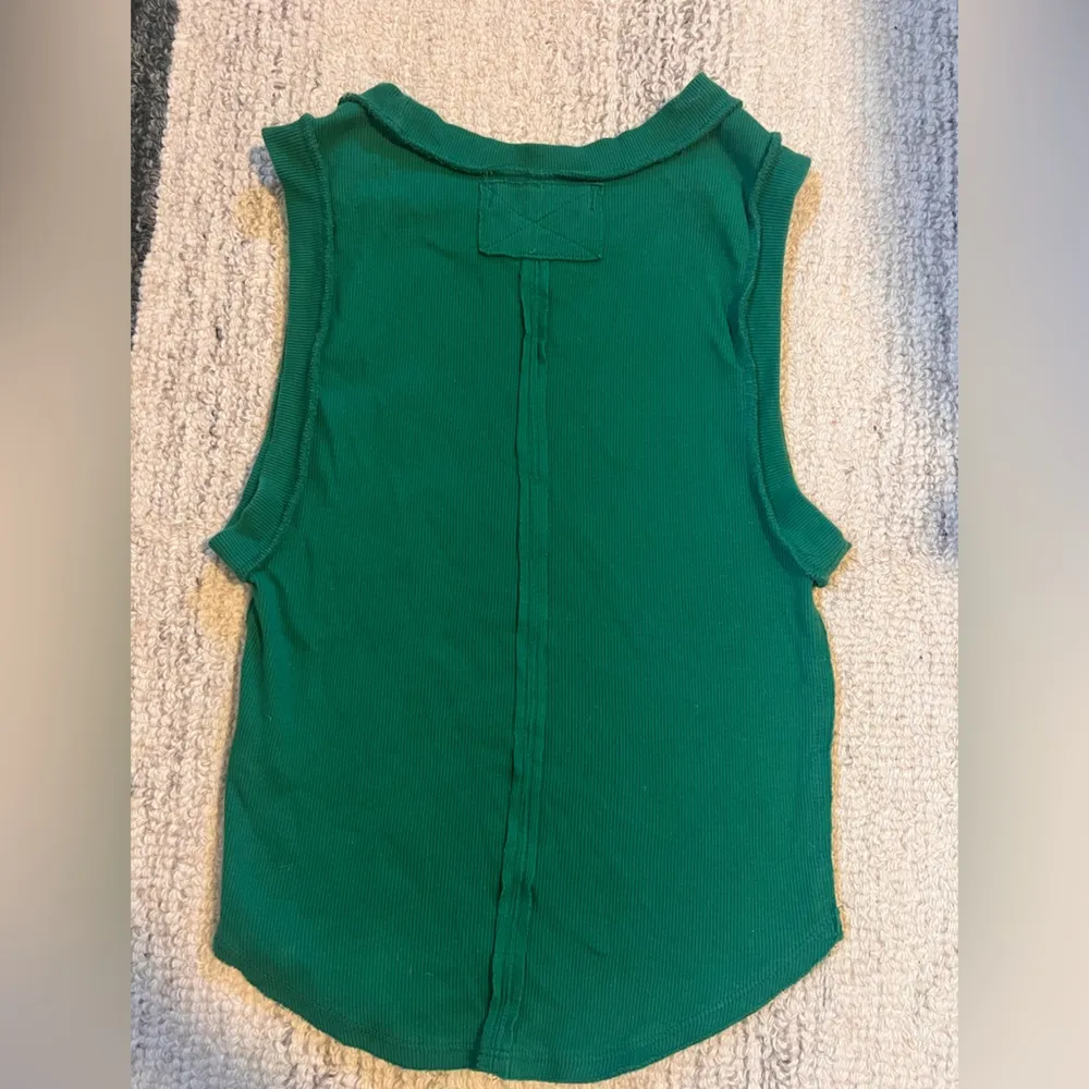 Free People Kate Tee Kelly Green Cotton Rib Muscle Tank Top Size Small NWOT - Image 4