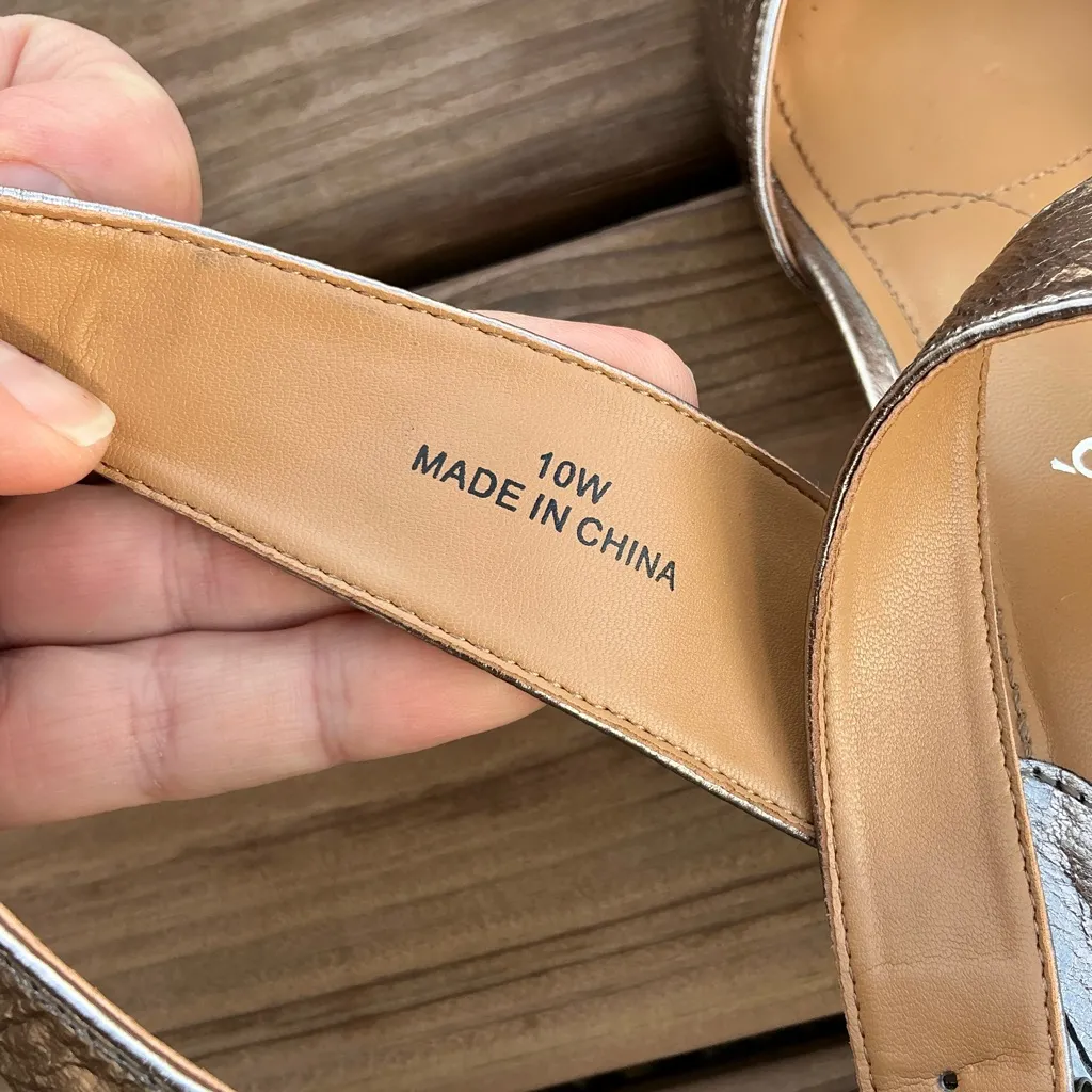 Dressy J.Renee leather sandals🌹🌹 Silver Size 10 - Image 9