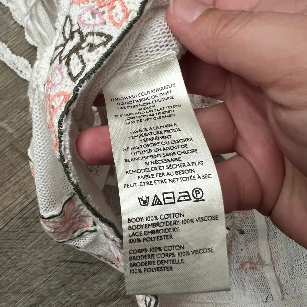 NWT free people garden party top in ivory Embroidered White Crop Top - Image 6