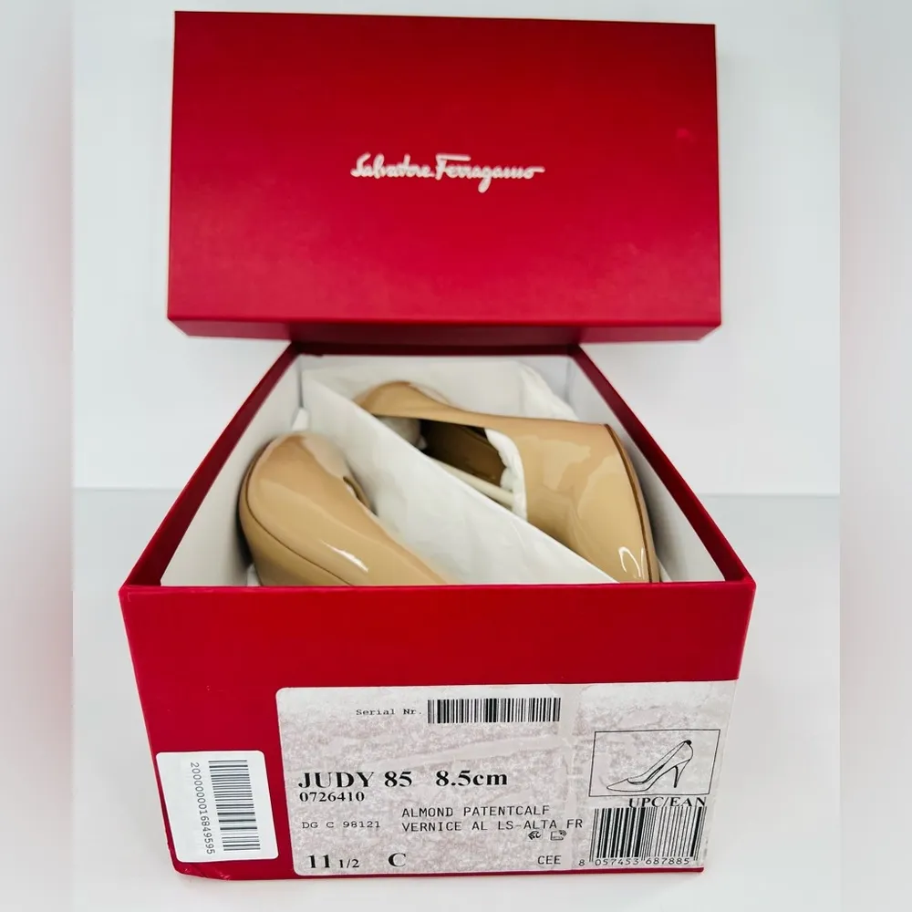 Salvatore Ferragamo Judy Patent Leather Gancini Logo Pumps Size US 11.5 C - Image 2