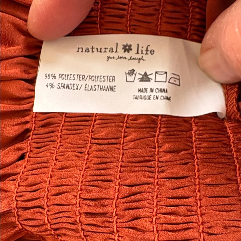 NWT NATURAL LIFE Satiny Smocked Shorts Medium - Image 7