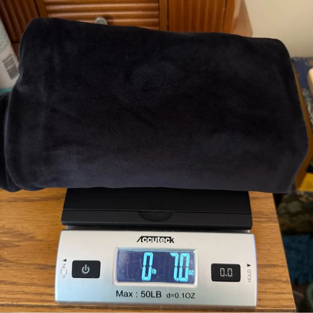 Old Navy Black Soft Velvety Leggings women’s size medium - Image 6