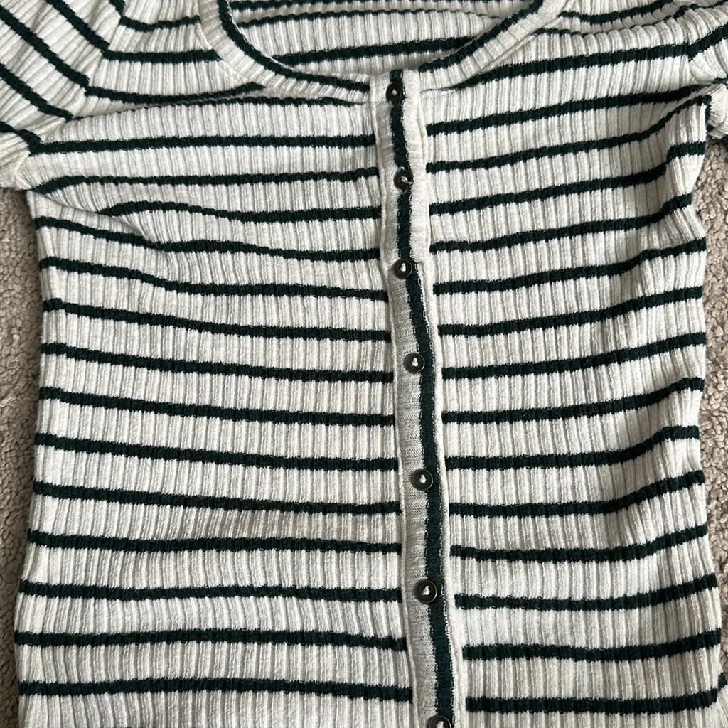 Black/white knit sweater top - Image 4