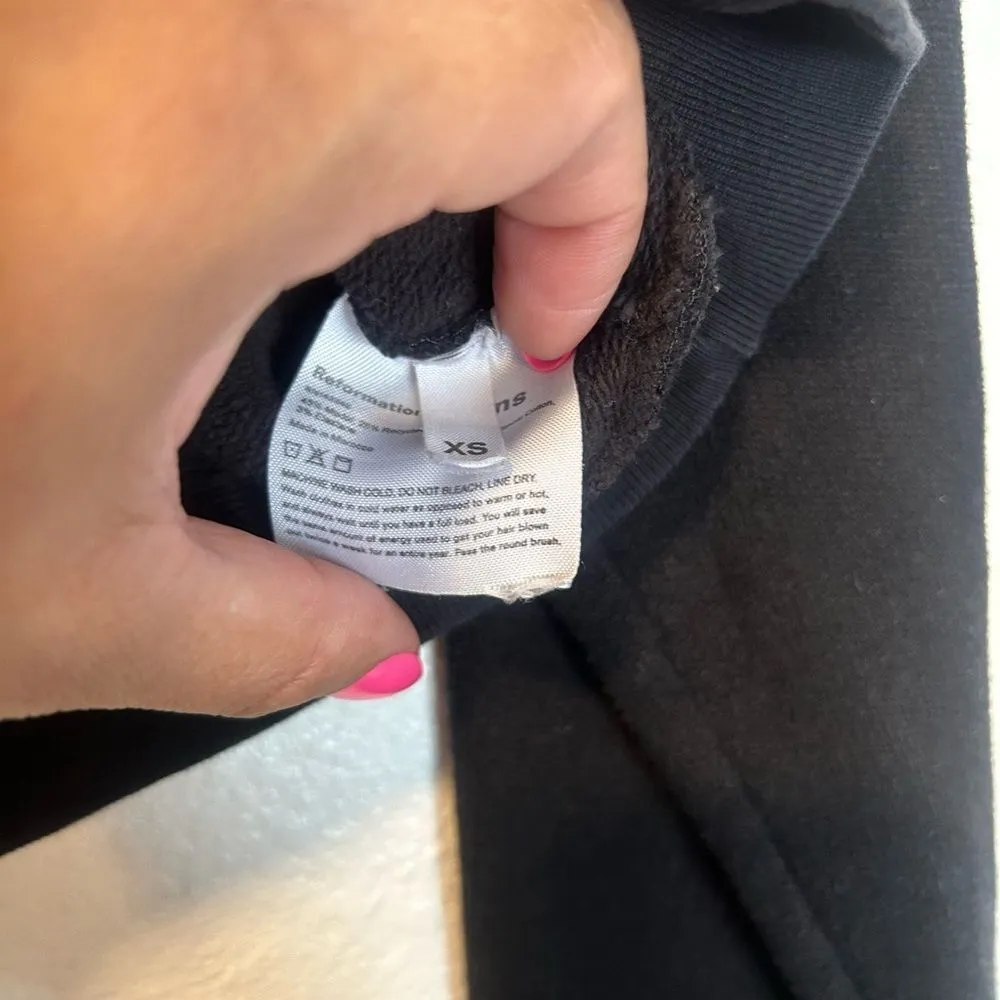 Reformation Black Cropped Top Sweatshirt - Image 3