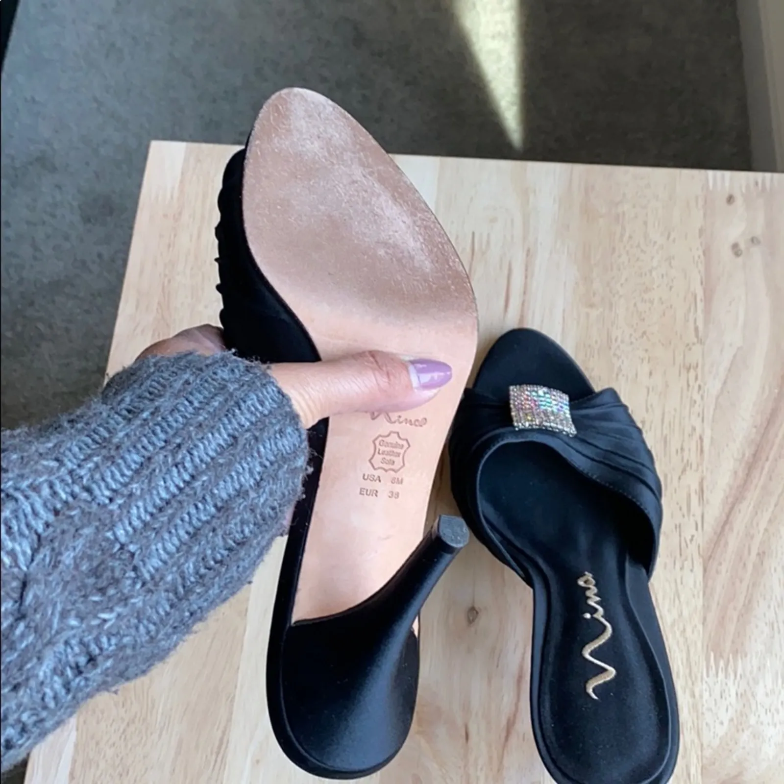 Nina black crystals embellished satin leather Y2K formal semi formal size 8 - Image 7