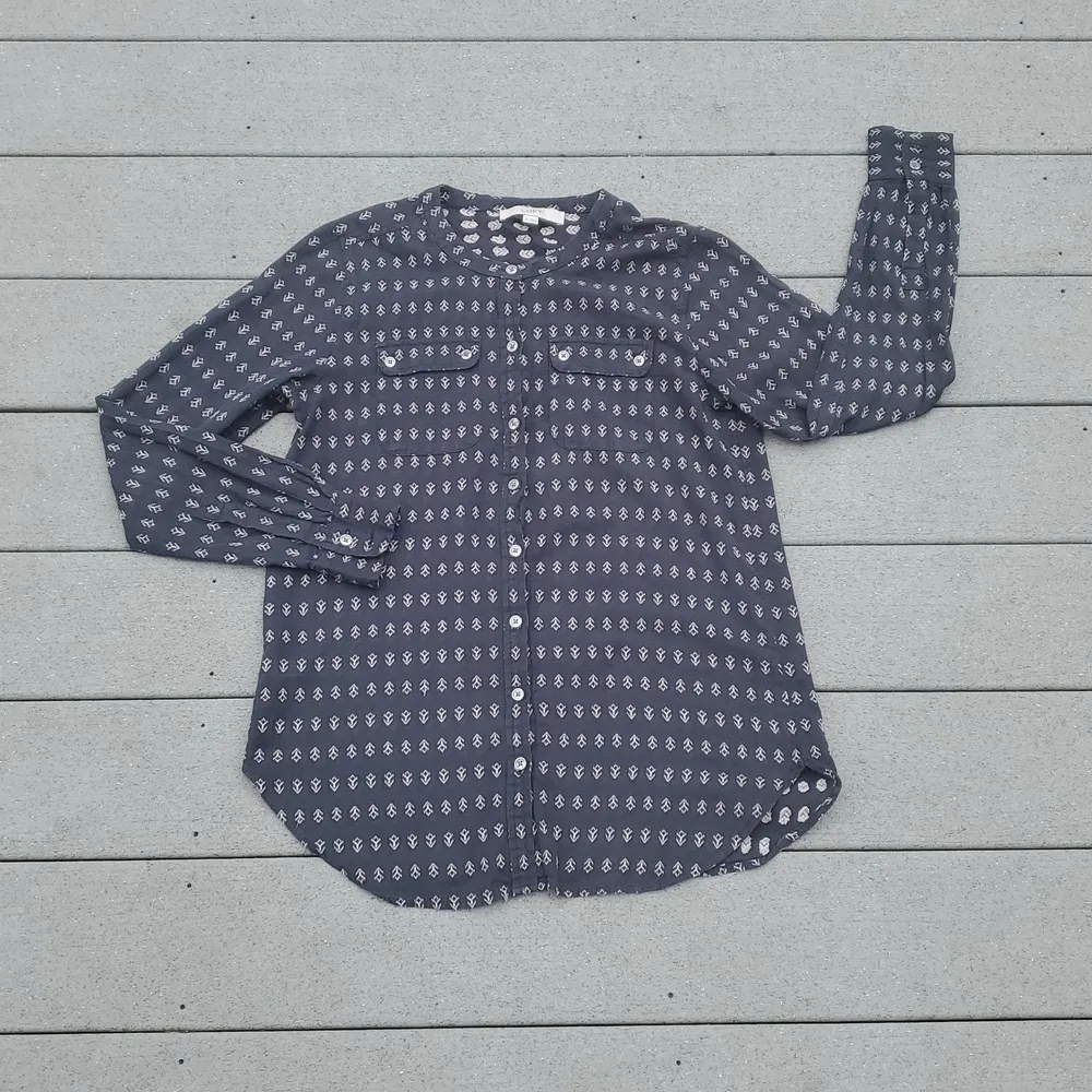 Loft Collarless Front Pocket Button Down Shirt - Image 6