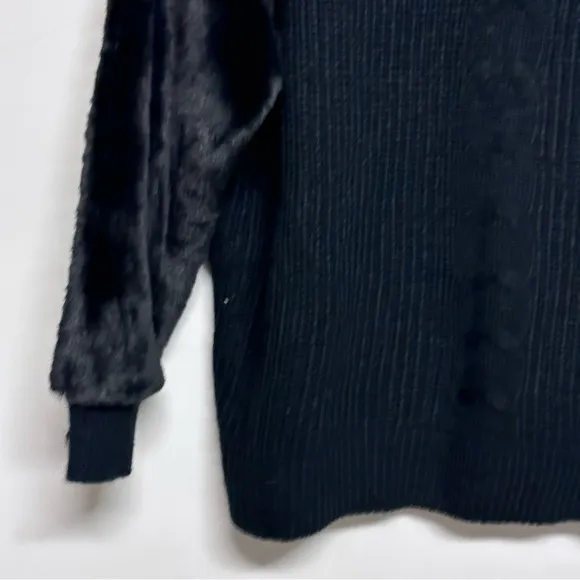 NWT‎ GUESS Roma Y2K Faux Fur Cable Knit Black Sweater Size L Whimsigoth - Image 6